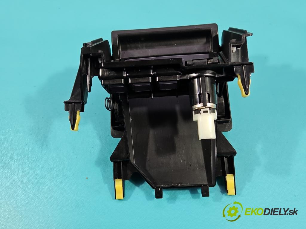 Toyota Corolla E16/E18 2013-2019 1.6 16V 132 HP manual 97 kW 1598 cm3 4- kastlík 55422-02470