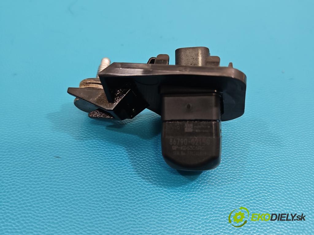 Toyota Corolla E16/E18  2013-2019 1.6 16V 132  HP manual 97 kW 1598 cm3 4- Kamera cúvania 86790-02150