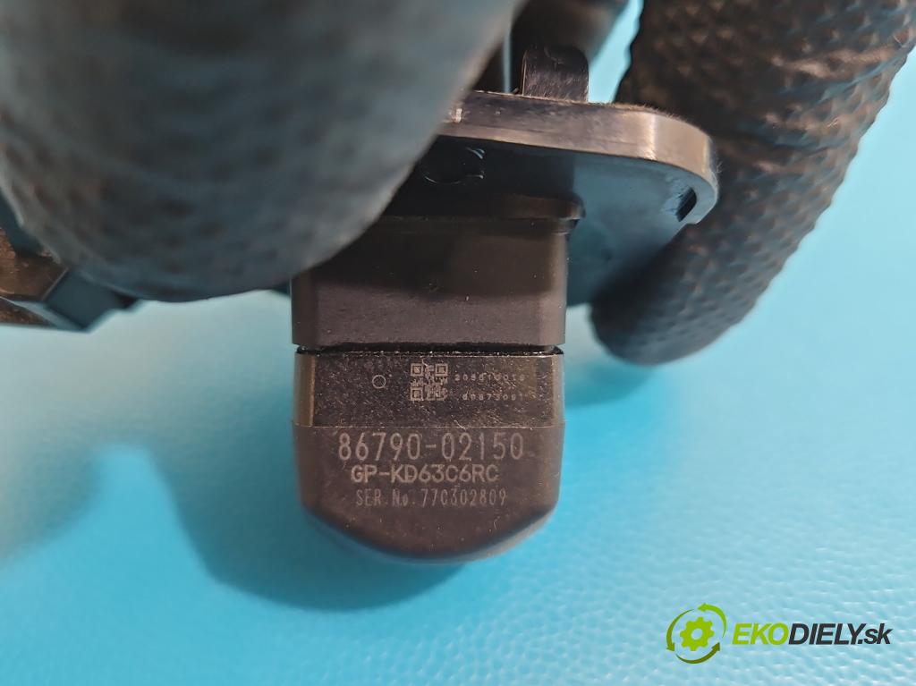 Toyota Corolla E16/E18  2013-2019 1.6 16V 132  HP manual 97 kW 1598 cm3 4- Kamera cúvania 86790-02150