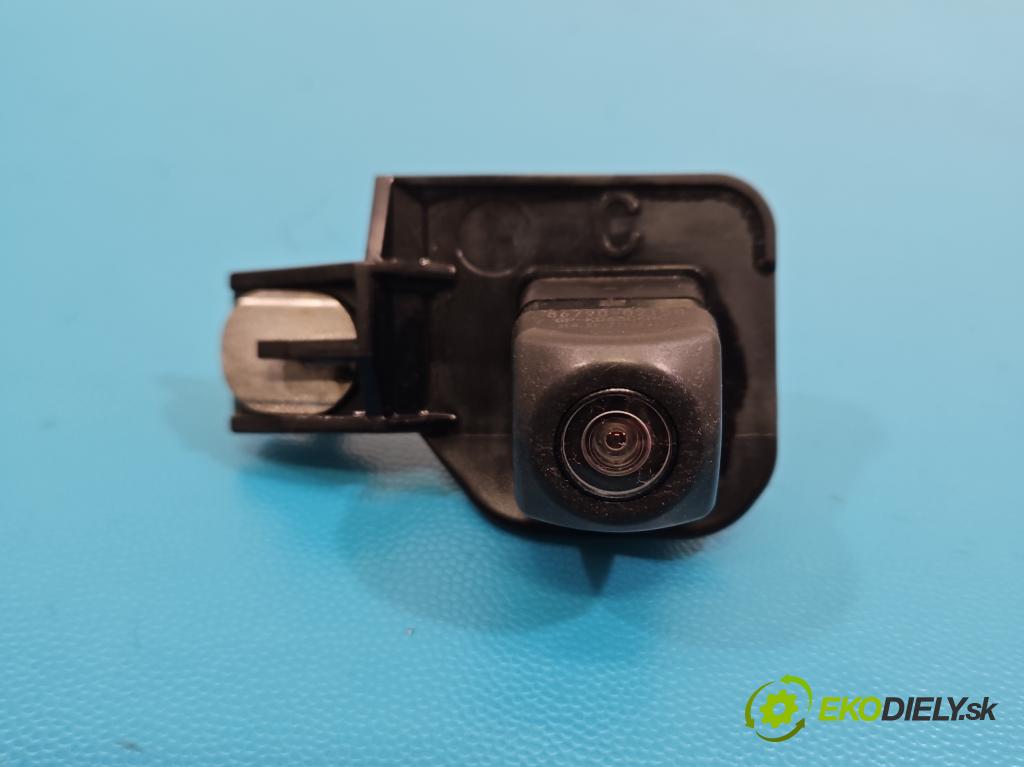 Toyota Corolla E16/E18  2013-2019 1.6 16V 132  HP manual 97 kW 1598 cm3 4- Kamera cúvania 86790-02150