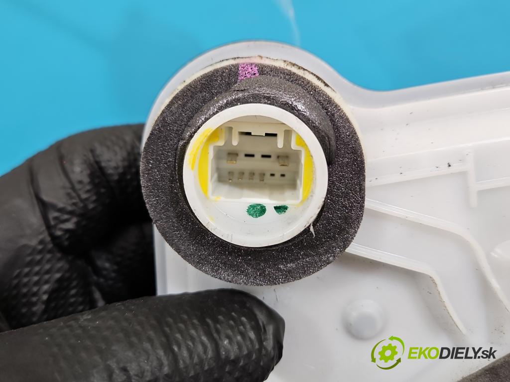 Toyota Corolla E16/E18  2013-2019 1.6 16V 132 hp manual 97 kW 1598 cm3 4- zámek přední levý 7110319B