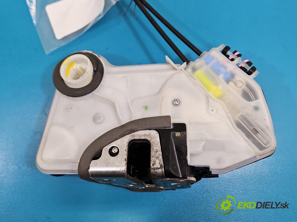 Toyota Corolla E16/E18  2013-2019 1.6 16V 132 hp manual 97 kW 1598 cm3 4- zámek přední levý 7110319B