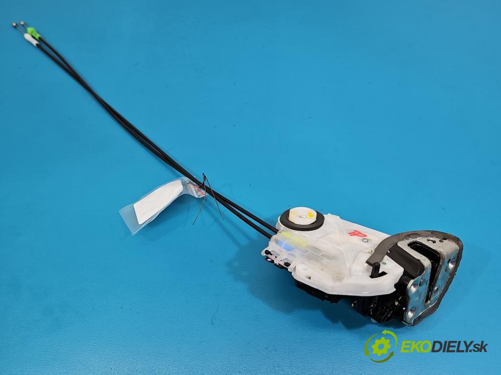 Toyota Corolla E16/E18  2013-2019 1.6 16V 132  HP manual 97 kW 1598 cm3 4- zámok zadné pravý 7052921A