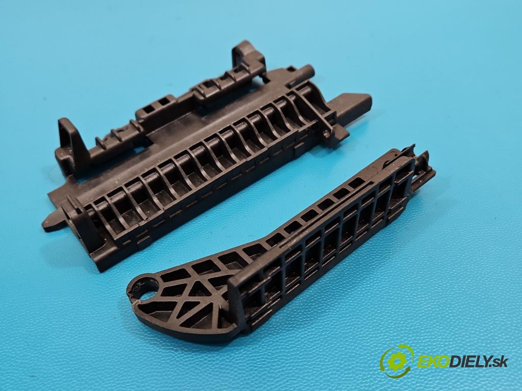 Audi Q7 2015- 3.0 TFSI CRE: 333KM: automatic 245 kW 2995 cm3 5- Upevnenie: 