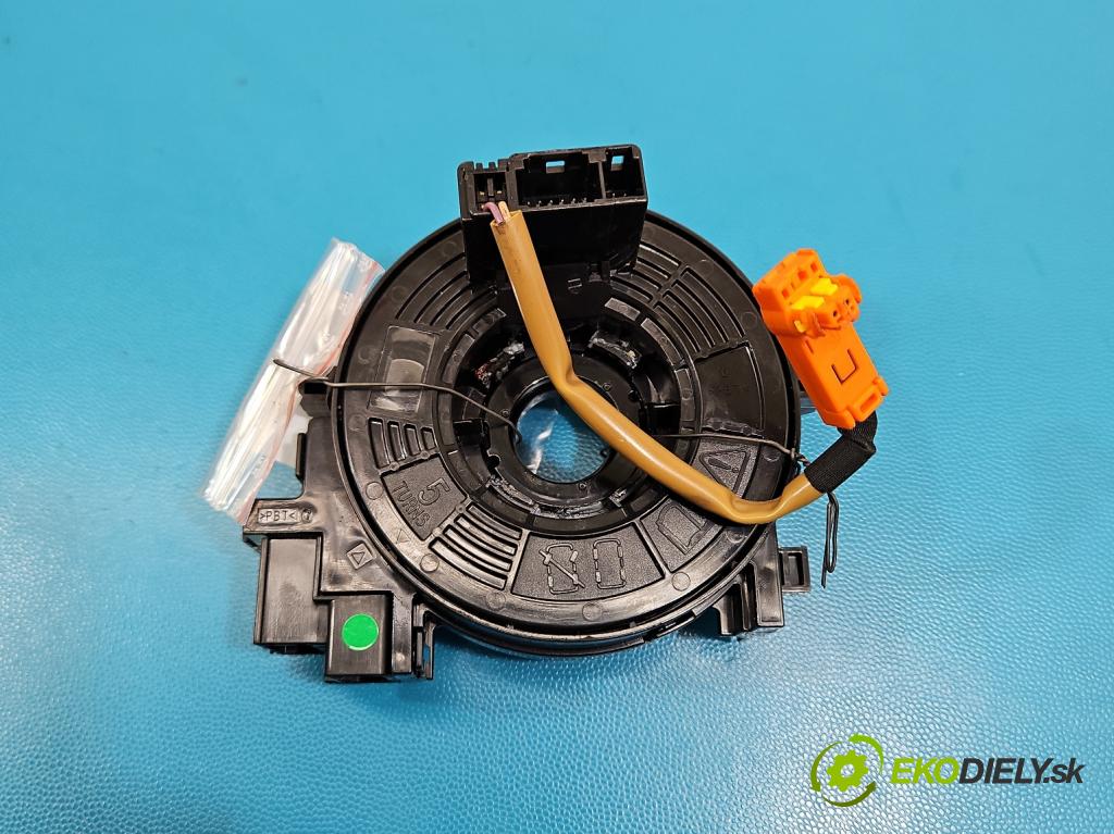 Toyota Corolla E16/E18  2013-2019 1.6 16V 132  HP manual 97 kW 1598 cm3 4- Páska: airbag 02120-75E549 (Airbag)