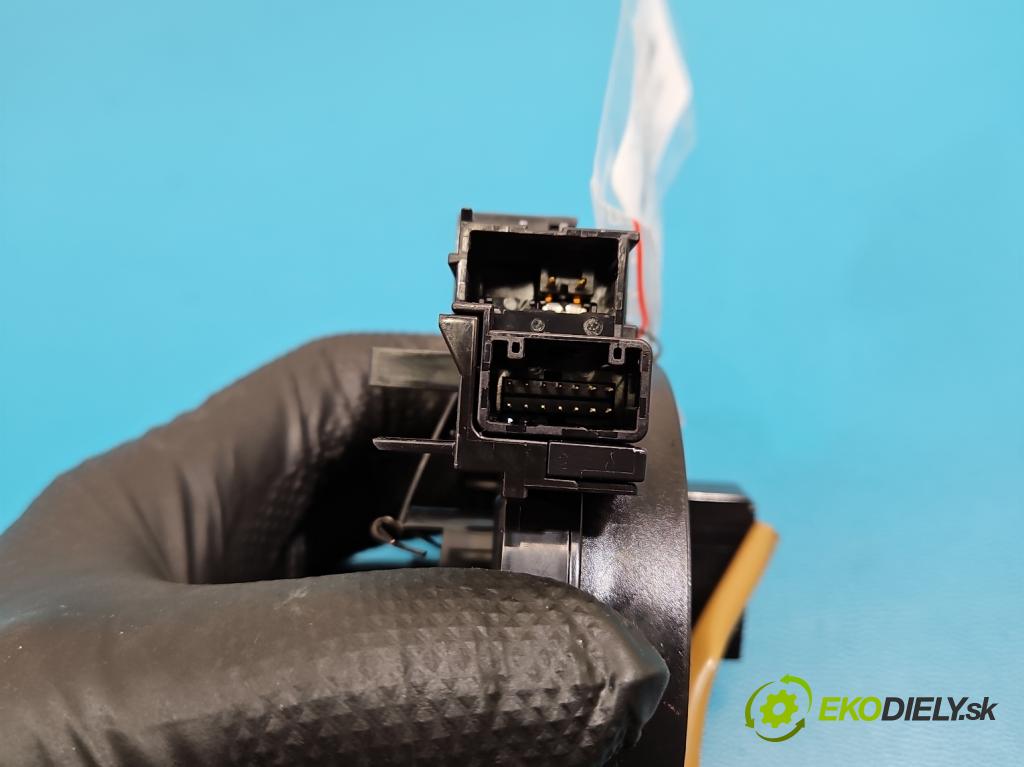 Toyota Corolla E16/E18  2013-2019 1.6 16V 132  HP manual 97 kW 1598 cm3 4- Páska: airbag 02120-75E549 (Airbag)