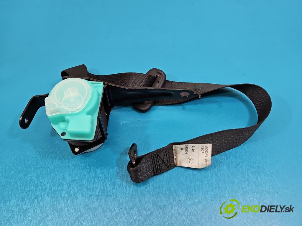 Toyota Corolla E16/E18  2013-2019 1.6 16V 132  HP manual 97 kW 1598 cm3 4- pas bezpečnosť: zadné pravý 73360-02570