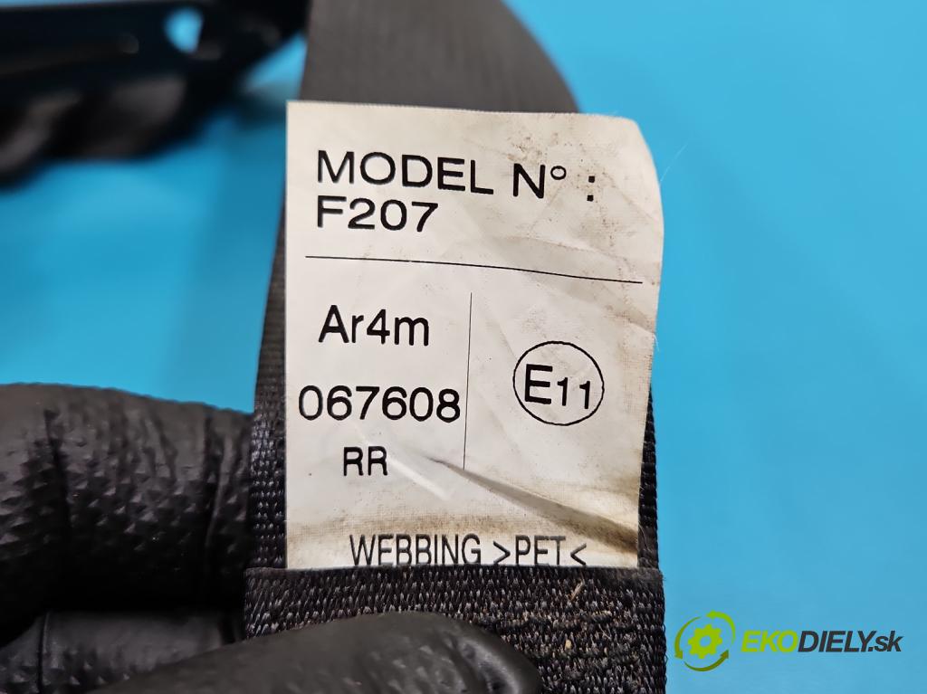 Toyota Corolla E16/E18  2013-2019 1.6 16V 132  HP manual 97 kW 1598 cm3 4- pas bezpečnosť: zadné pravý 73360-02570