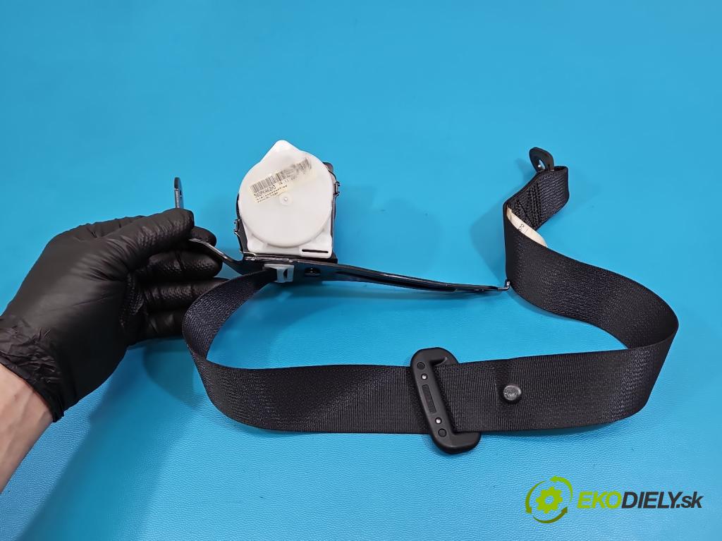 Toyota Corolla E16/E18  2013-2019 1.6 16V 132  HP manual 97 kW 1598 cm3 4- pas bezpečnosť: zadné pravý 73360-02570