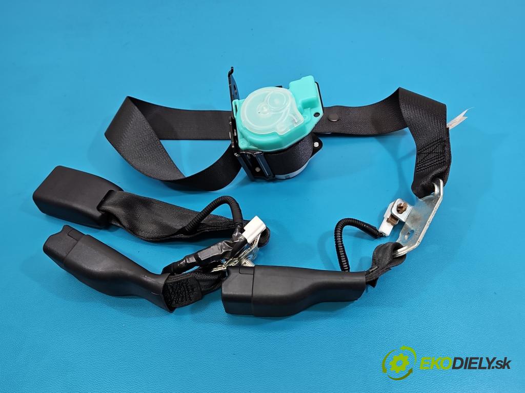 Toyota Corolla E16/E18  2013-2019 1.6 16V 132  HP manual 97 kW 1598 cm3 4- pas bezpečnosť: zadné stredný 73470-02391