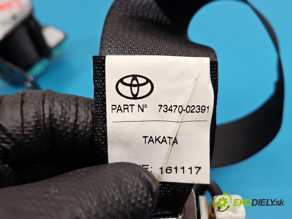 Toyota Corolla E16/E18  2013-2019 1.6 16V 132  HP manual 97 kW 1598 cm3 4- pas bezpečnosť: zadné stredný 73470-02391