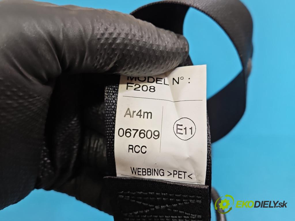 Toyota Corolla E16/E18  2013-2019 1.6 16V 132  HP manual 97 kW 1598 cm3 4- pas bezpečnosť: zadné stredný 73470-02391