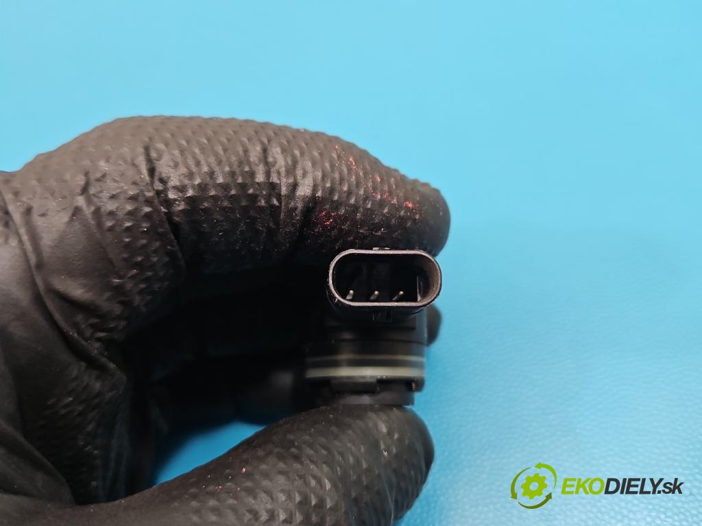 Toyota Corolla E16/E18  2013-2019 1.6 16V 132  HP manual 97 kW 1598 cm3 4- snímač parkovaní: 89341-F4020