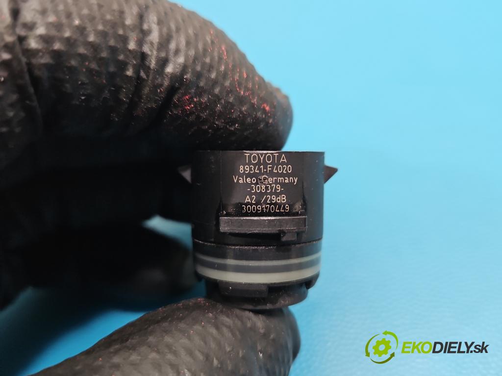 Toyota Corolla E16/E18  2013-2019 1.6 16V 132  HP manual 97 kW 1598 cm3 4- snímač parkovaní: 89341-F4020