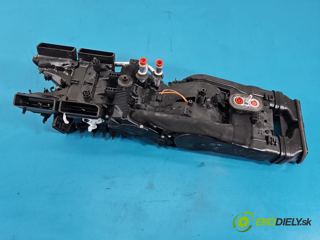 Audi Q7 2015- 3.0 TFSI 333KM: automatic 245 kW 2995 cm3 5- radiátor 4M0820004 (Radiátor topení)