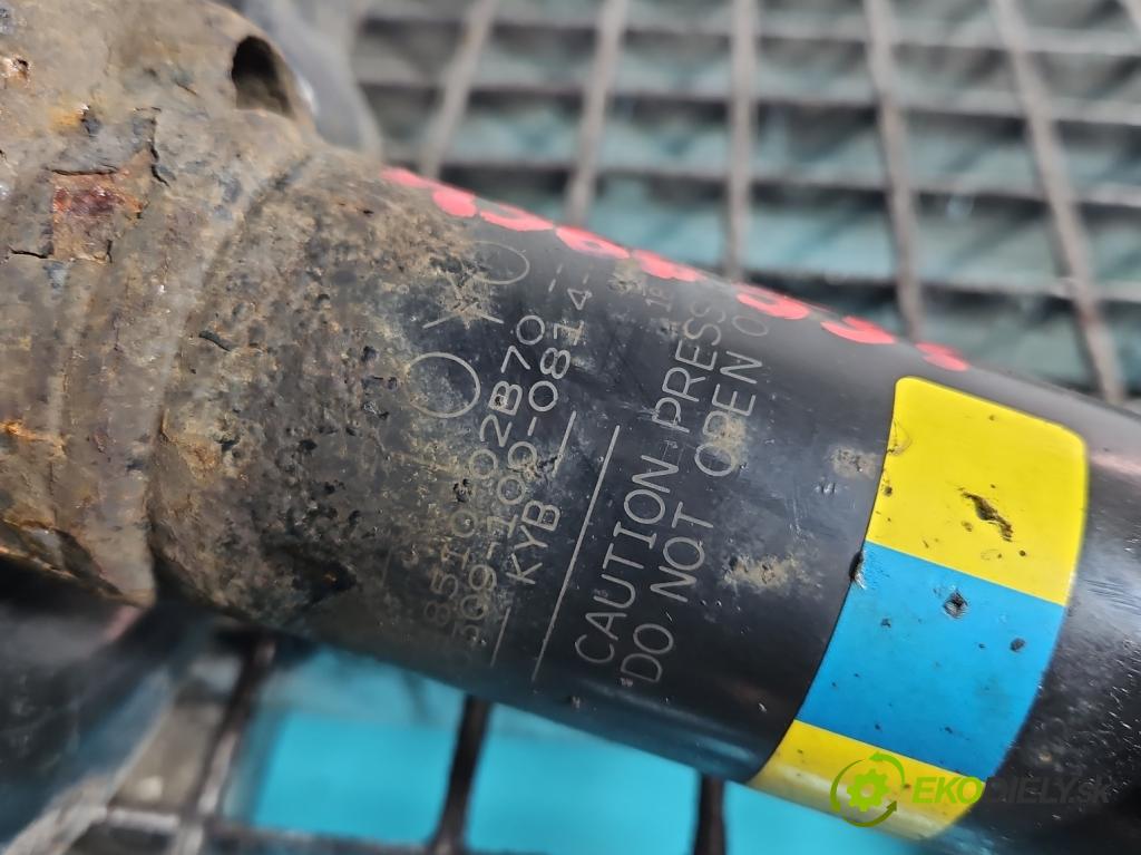 Toyota Corolla E16/E18  2013-2019 1.6 16V 132  HP manual 97 kW 1598 cm3 4- tlmič predné pravý  (Kľučka dverí ostatné)