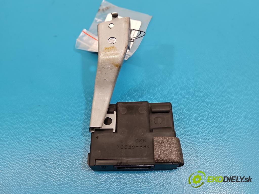 Toyota Corolla E16/E18  2013-2019 1.6 16V 132  HP manual 97 kW 1598 cm3 4- riadiaca jednotka ostatné 89780-02160