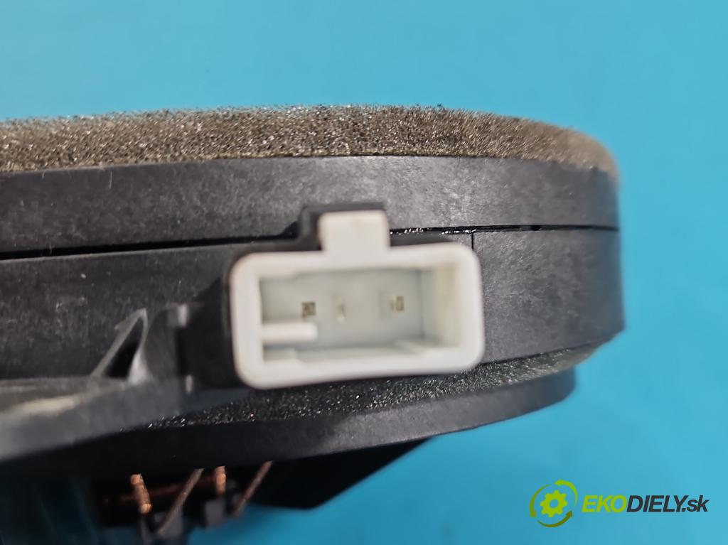 Toyota Corolla E16/E18  2013-2019 1.6 16V 132  HP manual 97 kW 1598 cm3 4- Reproduktor 86160-02A60