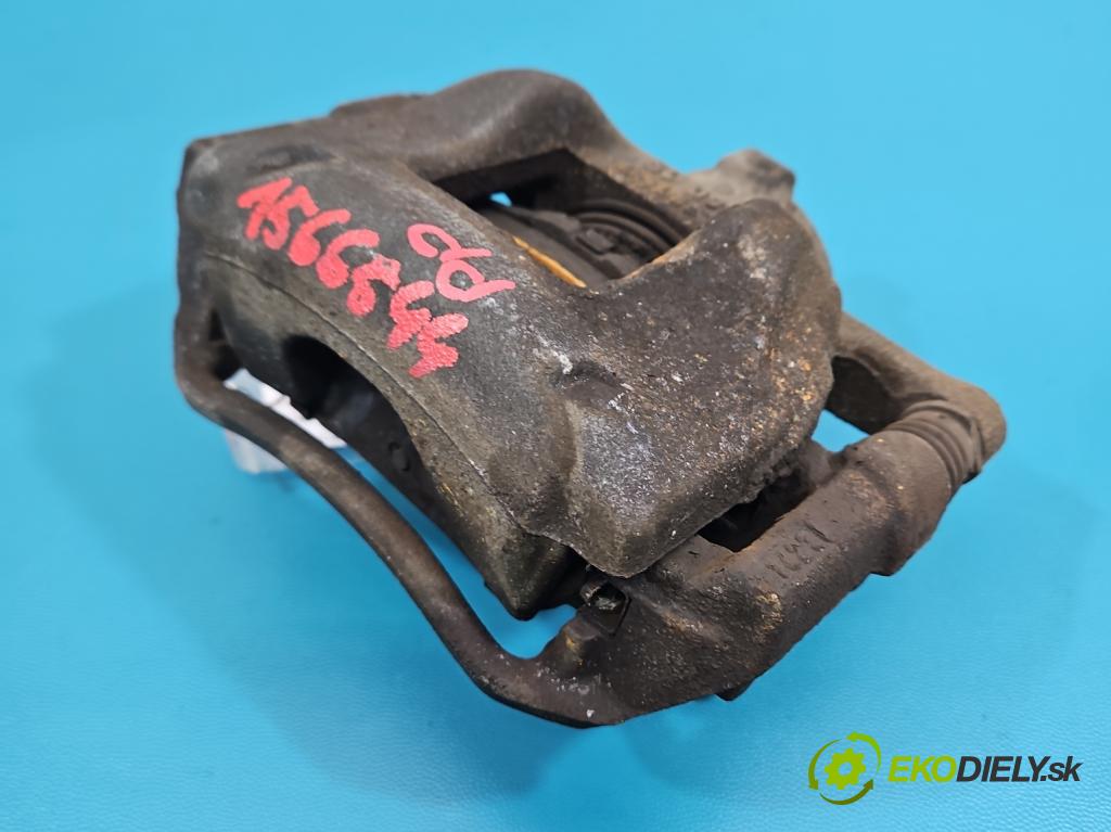 Toyota Corolla E16/E18  2013-2019 1.6 16V 132  HP manual 97 kW 1598 cm3 4- brzdič predné pravý  (Kľučka dverí ostatné)