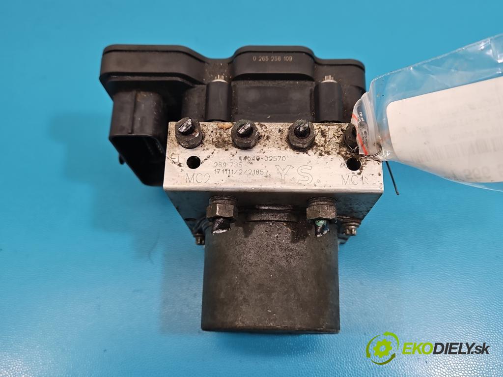 Toyota Corolla E16/E18  2013-2019 1.6 16V 132  HP manual 97 kW 1598 cm3 4- čerpadlo abs 44540-02570 (Pumpa ABS)