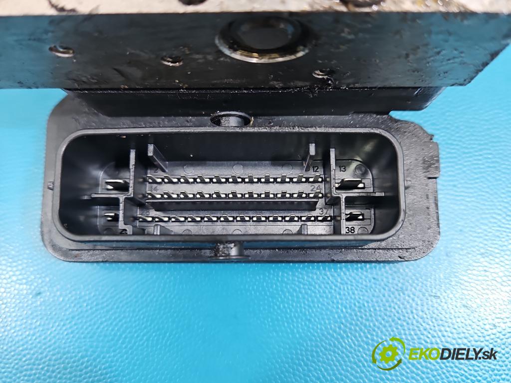 Toyota Corolla E16/E18  2013-2019 1.6 16V 132  HP manual 97 kW 1598 cm3 4- čerpadlo abs 44540-02570 (Pumpa ABS)