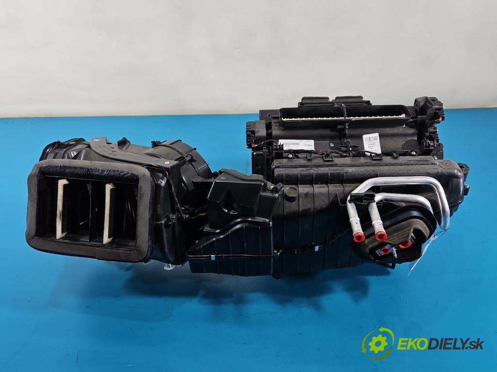 Audi Q7 2015- 3.0 TFSI 333KM: automatic 245 kW 2995 cm3 5- radiátor 4M1820005AA (Radiátor topení)