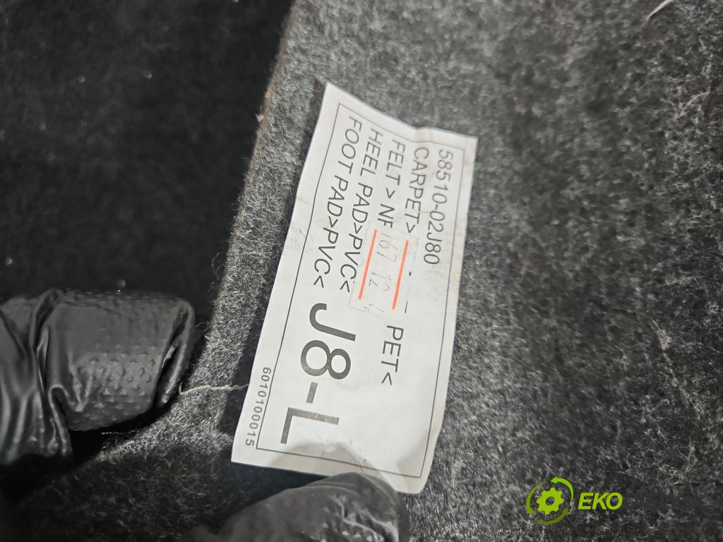 Toyota Corolla E16/E18  2013-2019 1.6 16V 132  HP manual 97 kW 1598 cm3 4- koberec do auta ostatné 58510-02J80