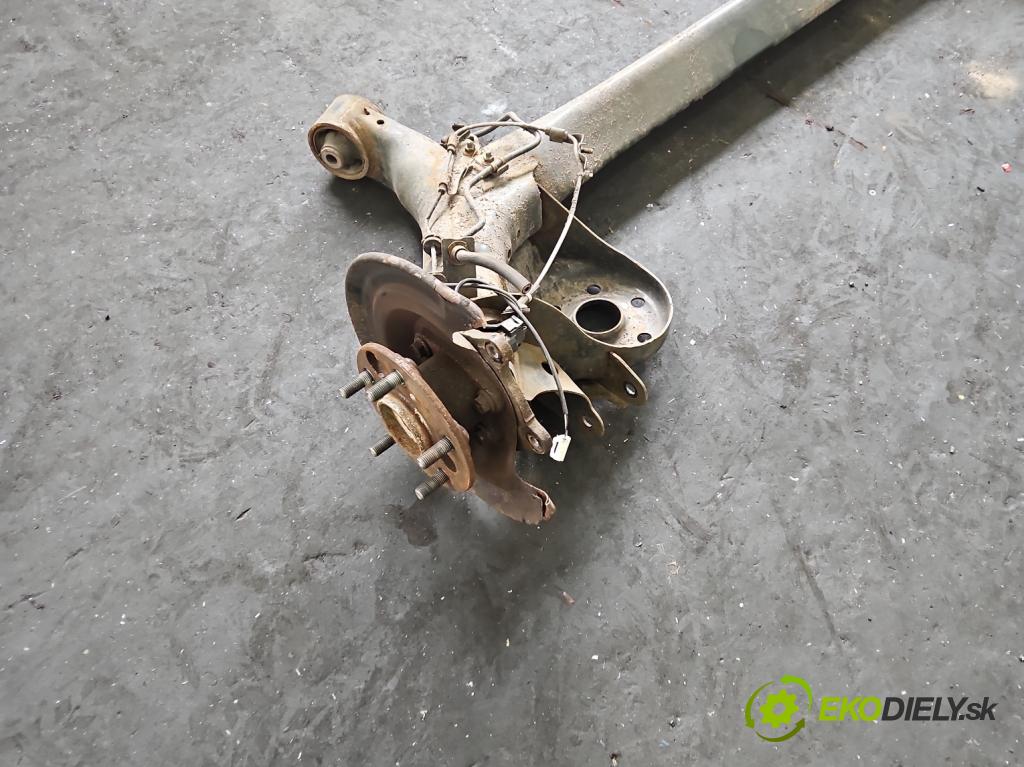 Toyota Corolla E16/E18  2013-2019 1.6 16V 132  HP manual 97 kW 1598 cm3 4- zadna výstuha  (Výstuha zadná)