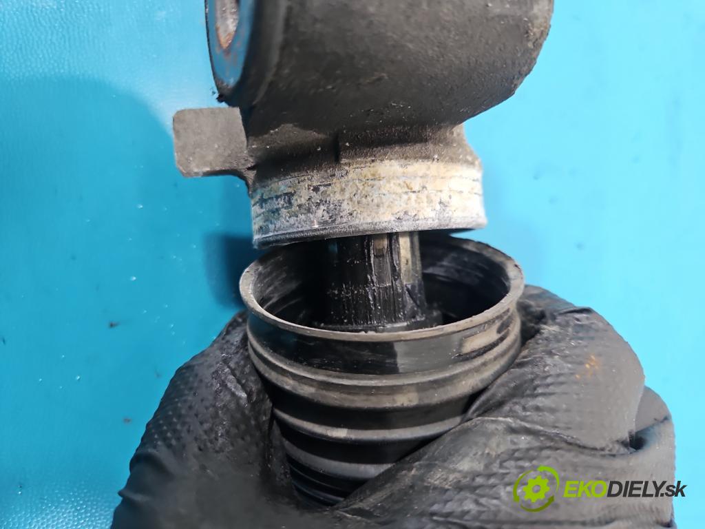 Toyota Corolla E16/E18  2013-2019 1.6 16V 132 hp manual 97 kW 1598 cm3 4- řízení volant