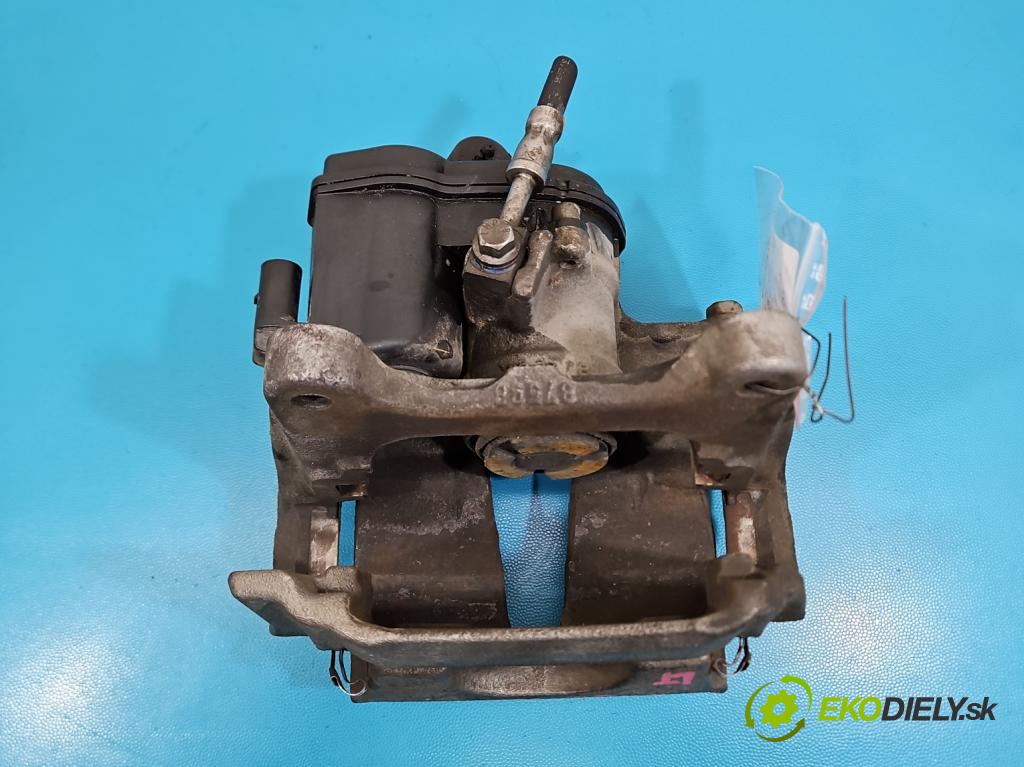 Audi Q7 2015- 3.0 TFSI CRE: 333KM: automatic 245 kW 2995 cm3 5- brzdič zadné ľavý 4M0405CD (Kľučka dverí ostatné)