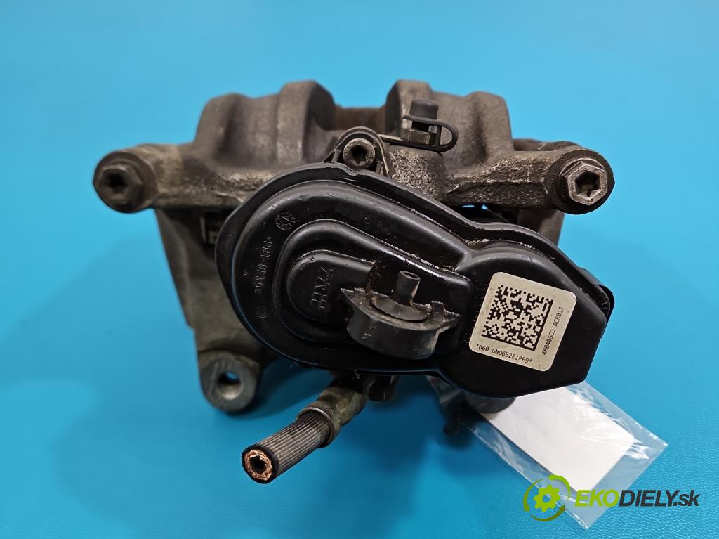 Audi Q7 2015- 3.0 TFSI CRE: 333KM: automatic 245 kW 2995 cm3 5- brzdič zadné pravý 4M0406CD (Kľučka dverí ostatné)