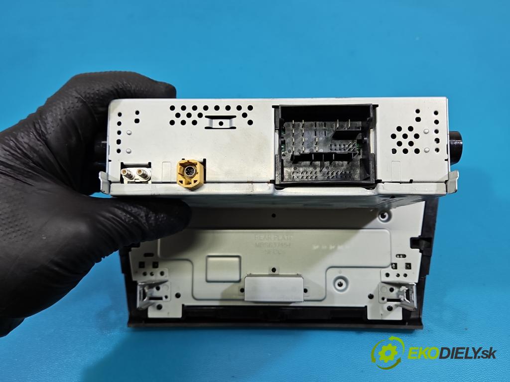 Skoda Rapid 2012-2019 1.4 tdi 90 HP manual 66 kW 1422 cm3 5- Radio originál 5JA035871C