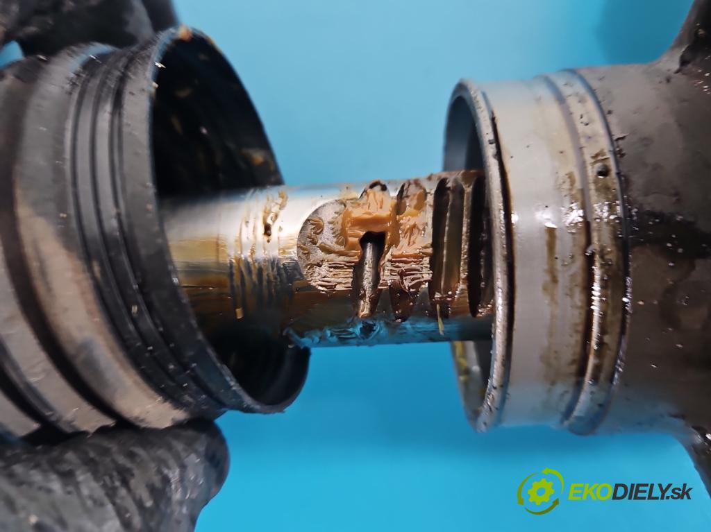 Audi Q7 2015- 3.0 TFSI CRE 333KM: automatic 245 kW 2995 cm3 5- řízení volant 4M1423055T