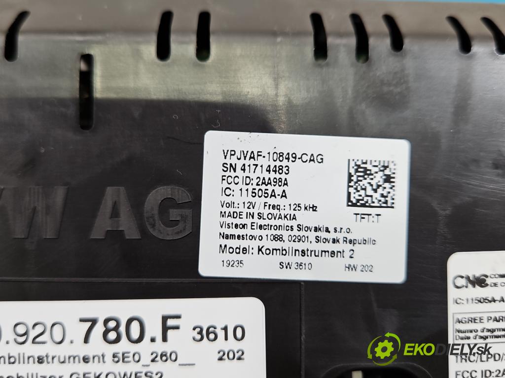 Skoda Octavia III 2013- 1.5 TSI 150 HP manual 110 kW 1498 cm3 5- prístrojovka/ budíky 5E0920780F (Prístrojová doska)