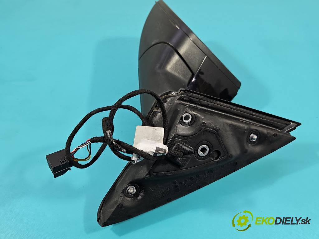 Skoda Octavia III 2013- 1.5 TSI 150 HP manual 110 kW 1498 cm3 5- zrkadlo ľavé  (Kľučka dverí ostatné)