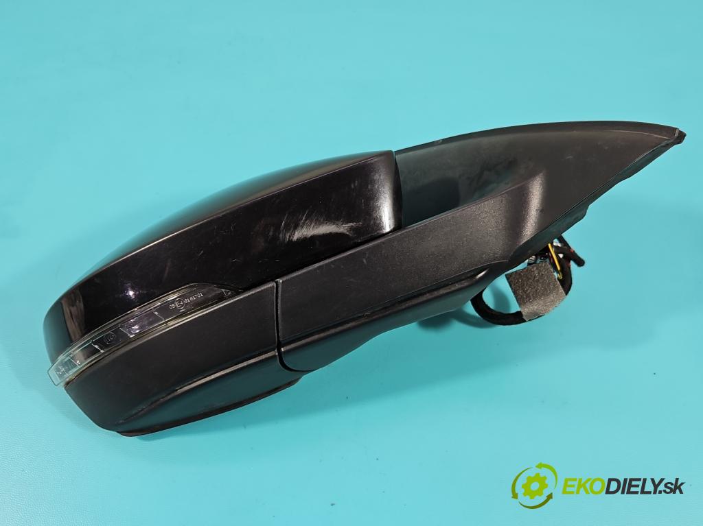 Skoda Octavia III 2013- 1.5 TSI 150 HP manual 110 kW 1498 cm3 5- zrkadlo pravé 5E0957538A (Kľučka dverí ostatné)