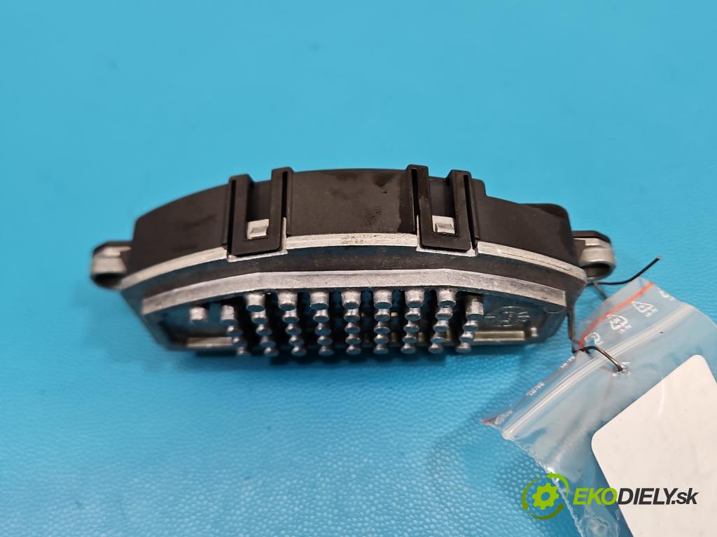 Audi Q7 2015- 3.0 TFSI CRE: 333KM: automatic 245 kW 2995 cm3 5- rezistor 4M0820521