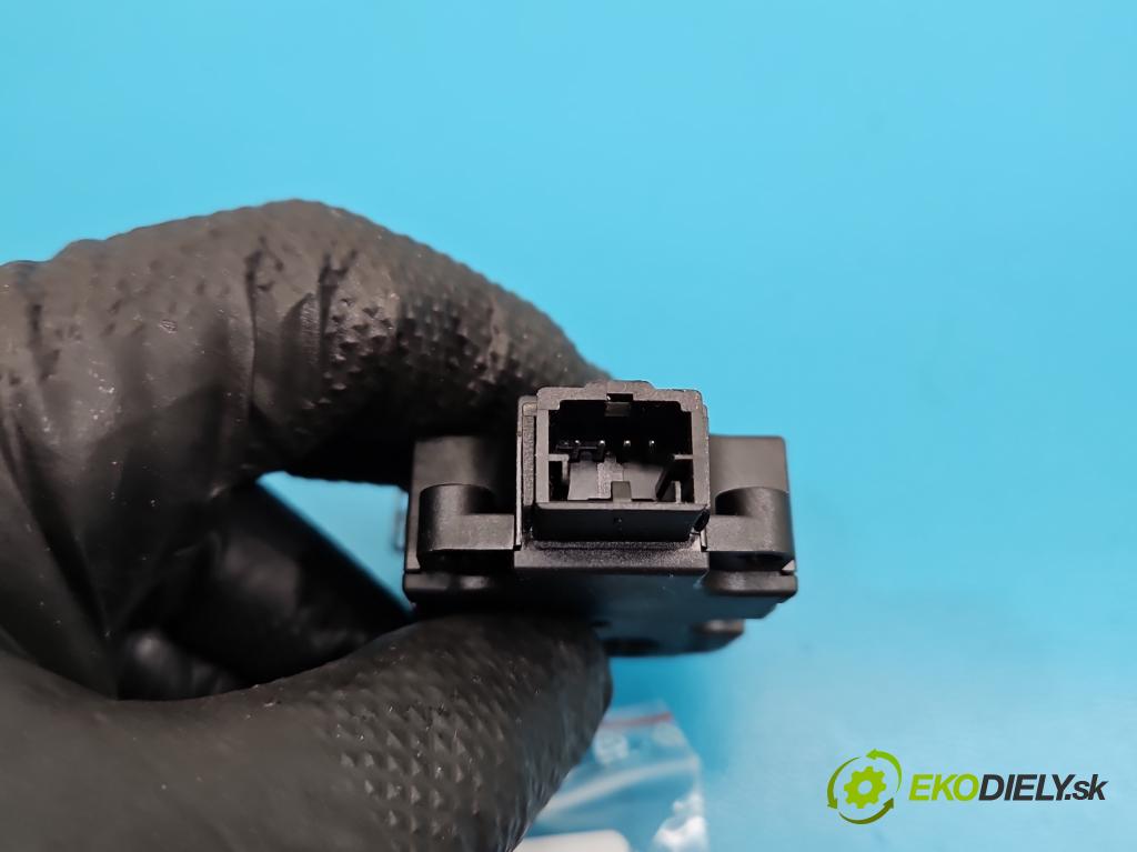 Audi Q7 2015- 3.0 TFSI CRE: 333KM: automatic 245 kW 2995 cm3 5- motor: kúrenia CZ113940-0051