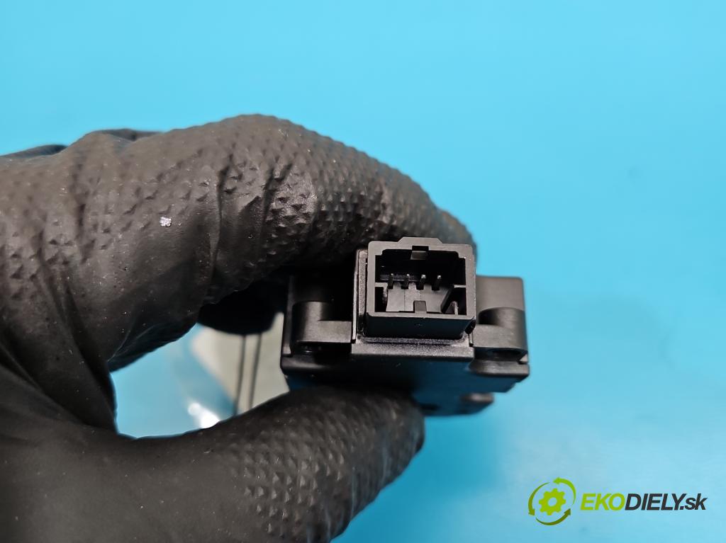 Audi Q7 2015- 3.0 TFSI CRE: 333KM: automatic 245 kW 2995 cm3 5- motor: kúrenia CZ113940-0051