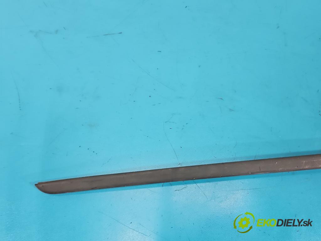 Audi Q7 2015- 3.0 TFSI CRE 333KM: automatic 245 kW 2995 cm3 5- lišta Okna: čelní: pravé 4M0854328