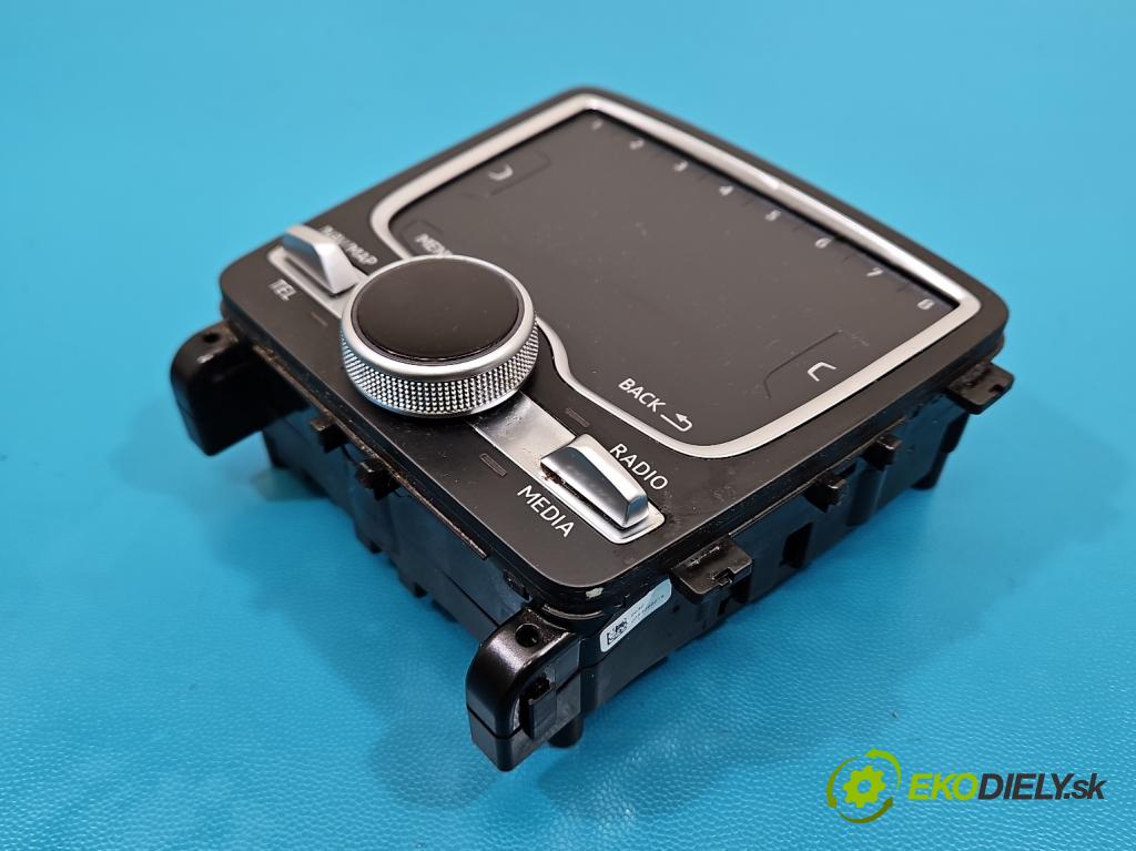 Audi Q7 2015- 3.0 TFSI 333KM: automatic 245 kW 2995 cm3 5- Přepínač rádia nebo navigace: 4M0919615H