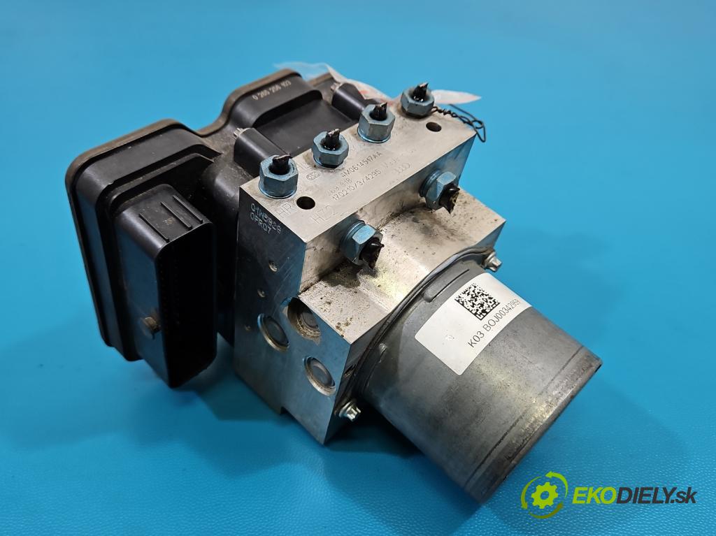 Audi Q7 2015- 3.0 TFSI CRE 333KM: automatic 245 kW 2995 cm3 5- čerpadlo abs 4M0907379Q (Pumpa ABS)