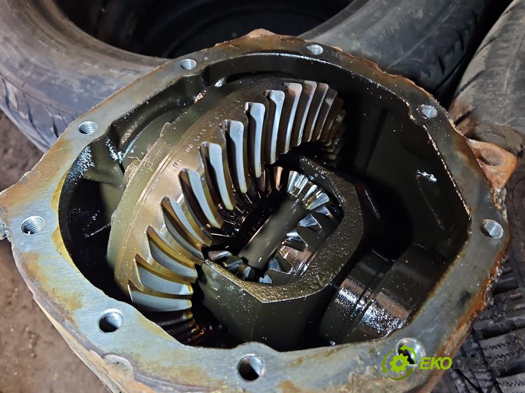 Opel Omega B 1994-2003 3.0 V6 211KM automatic 155 kW 2962 cm3 4- diferenciál zadní 90446890