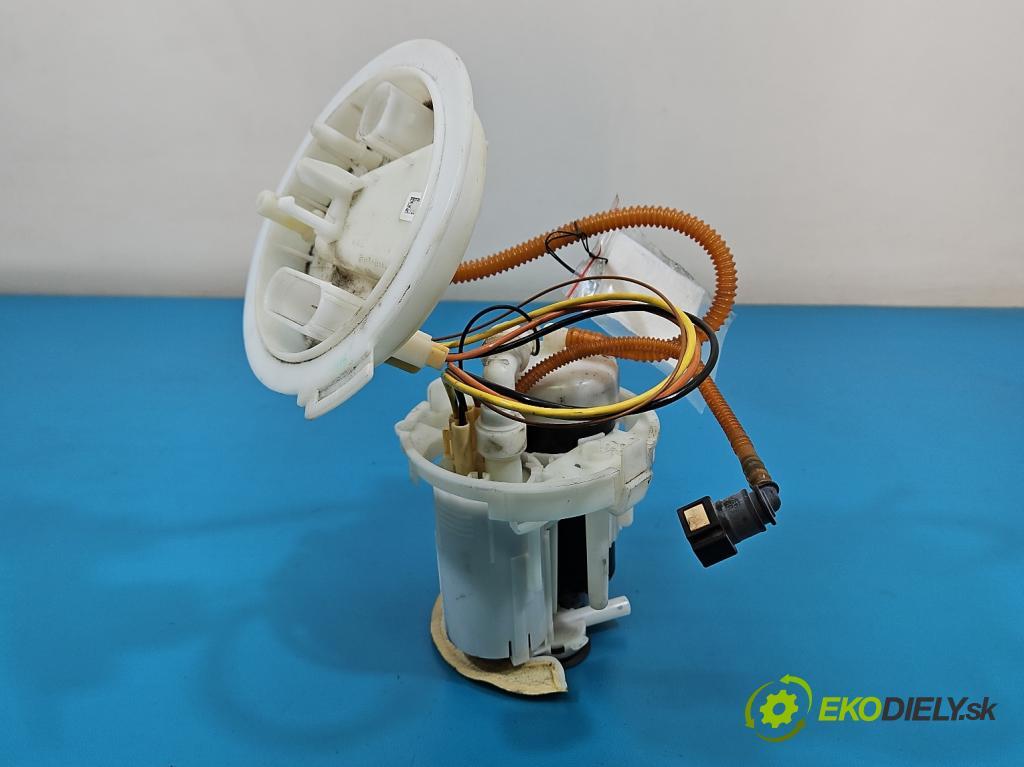 Audi Q7 2015- 3.0 TFSI CRE: 333KM: automatic 245 kW 2995 cm3 5- čerpadlo palivo 4M0919087F