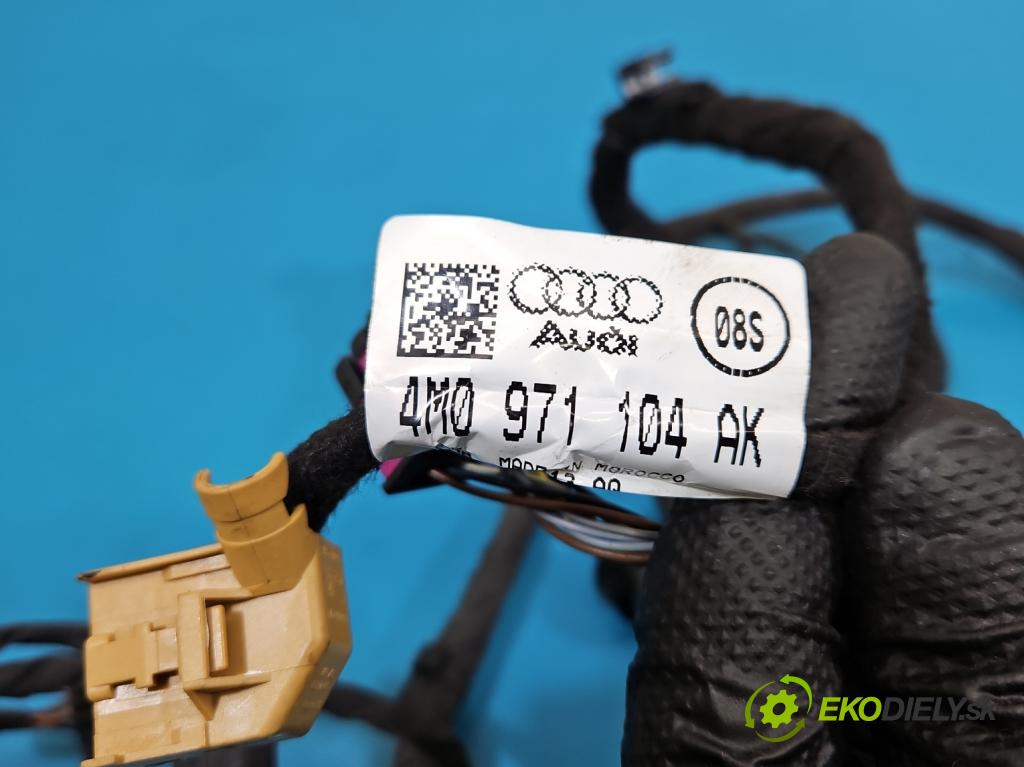 Audi Q7 2015- 3.0 TFSI CRE: 333KM: automatic 245 kW 2995 cm3 5- snímač parkovaní: 4M0971104AK