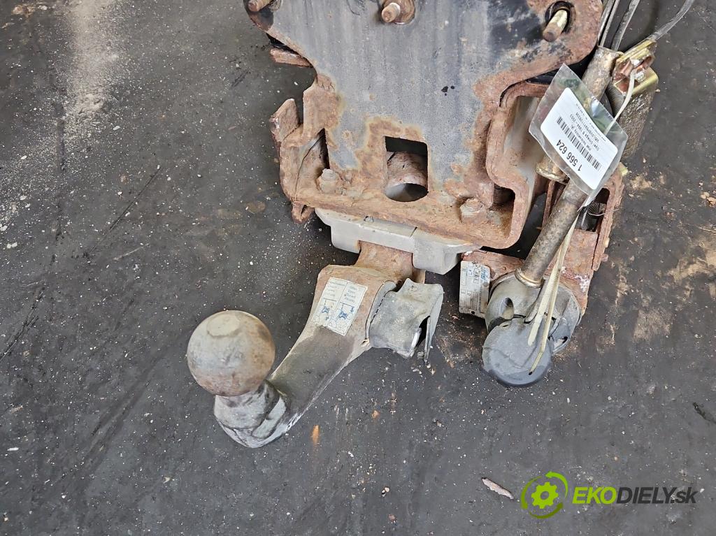 Opel Omega B 1994-2003 3.0 V6 211KM automatic 155 kW 2962 cm3 4- oko tažné  (Tažné zařízení)