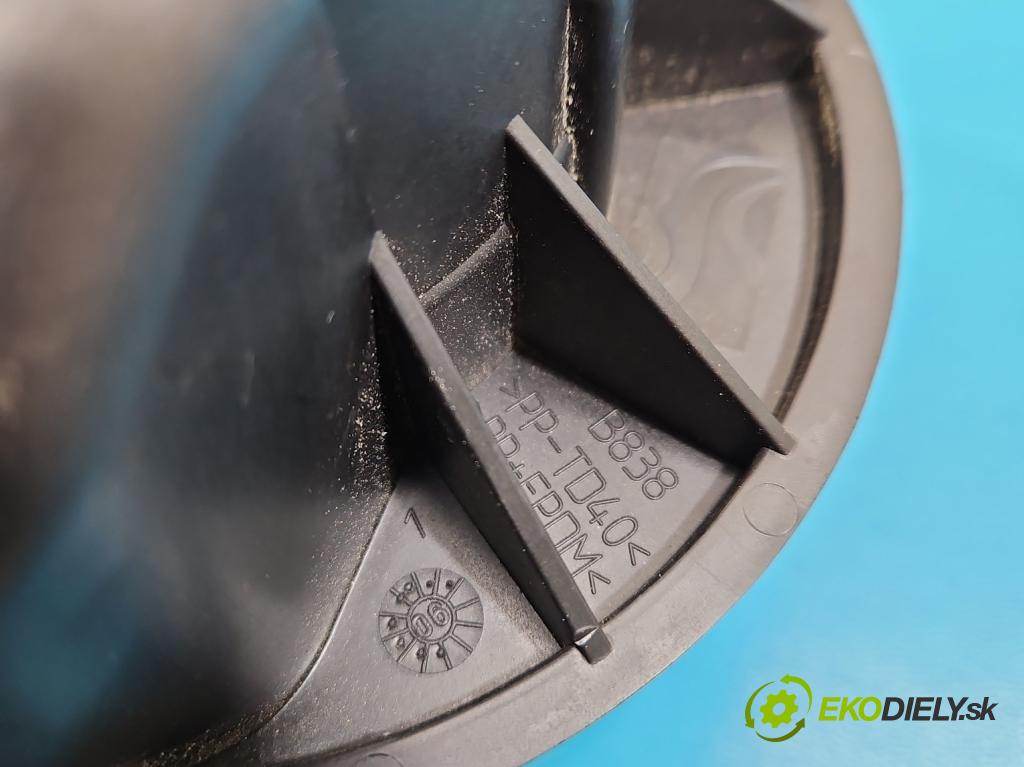 Fiat Punto Grande 1.3 jtd 90 HP manual 66 kW 1248 cm3 5- ventilátor vzduchu 5D3330100