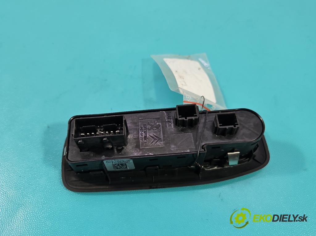 Peugeot 208 I 2012-2019 1.6 hdi 92 HP manual 68 kW 1560 cm3 5- prepínač okien spätných zrkadiel 96749624ZD