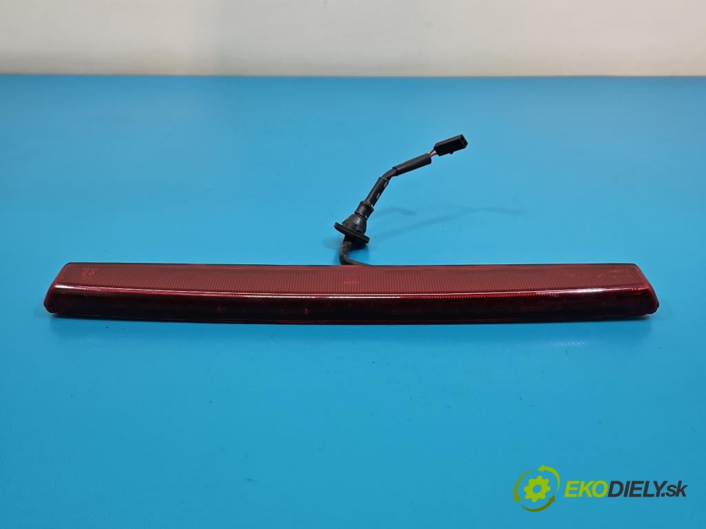 Vw Scirocco II 2008-2017 1.4 TSI 122 HP manual 90 kW 1390 cm3 3- světlo: stop: 1K8945087D