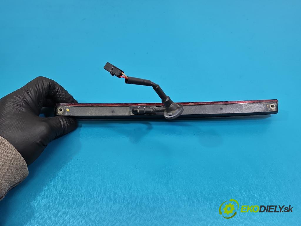 Vw Scirocco II 2008-2017 1.4 TSI 122 HP manual 90 kW 1390 cm3 3- světlo: stop: 1K8945087D